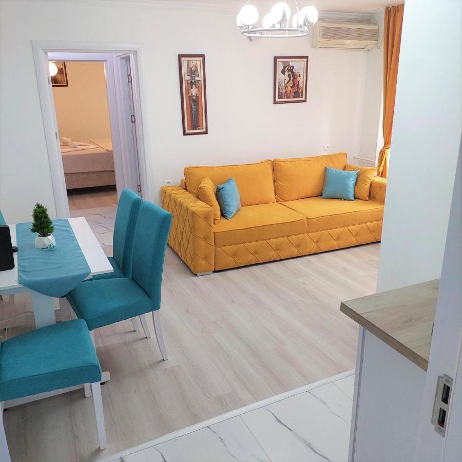City Lux Square Apartments Skopje Eksteriør billede